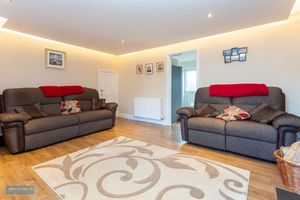 Sitting Room- click for photo gallery